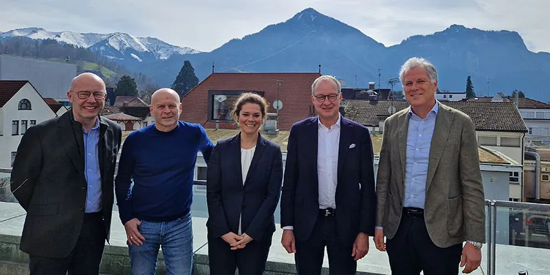 Photinus and Schréder join forces to deliver solar lighting to communities worldwide